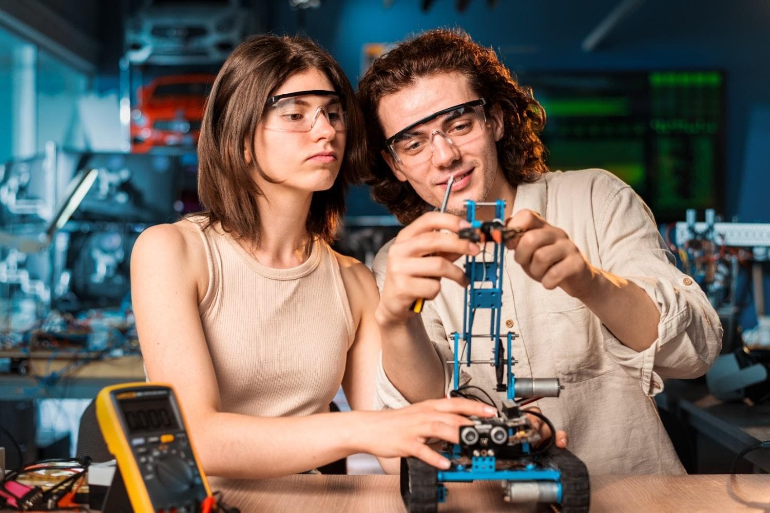 Students studying Engineering